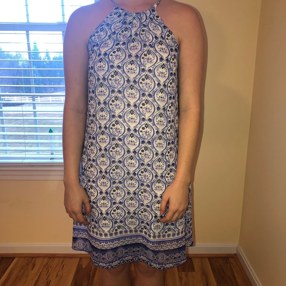 High neck, patterned dress